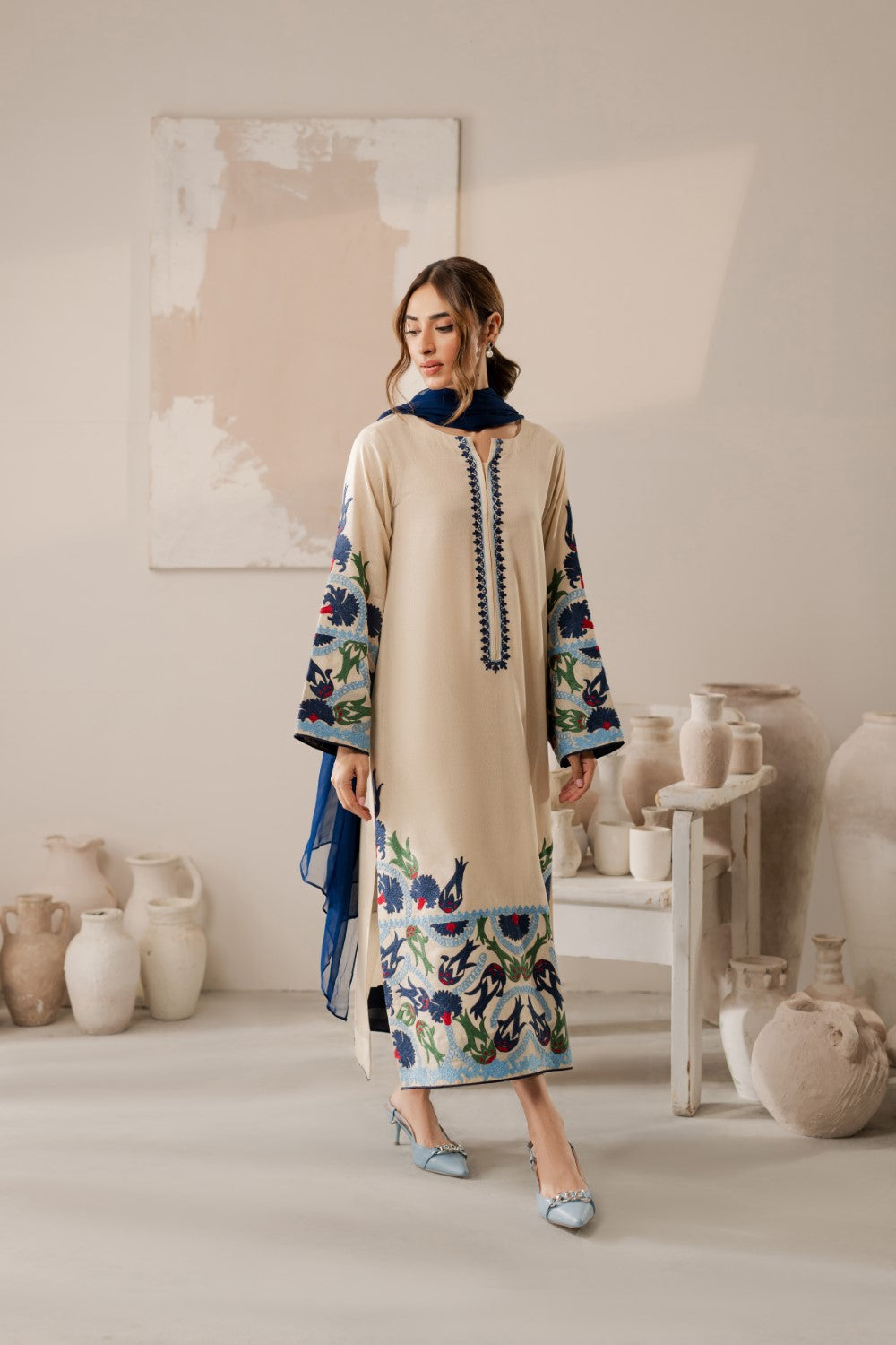 Cream Alishba 3PC