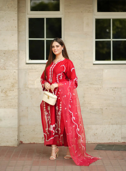 Red Reverie 3pcs